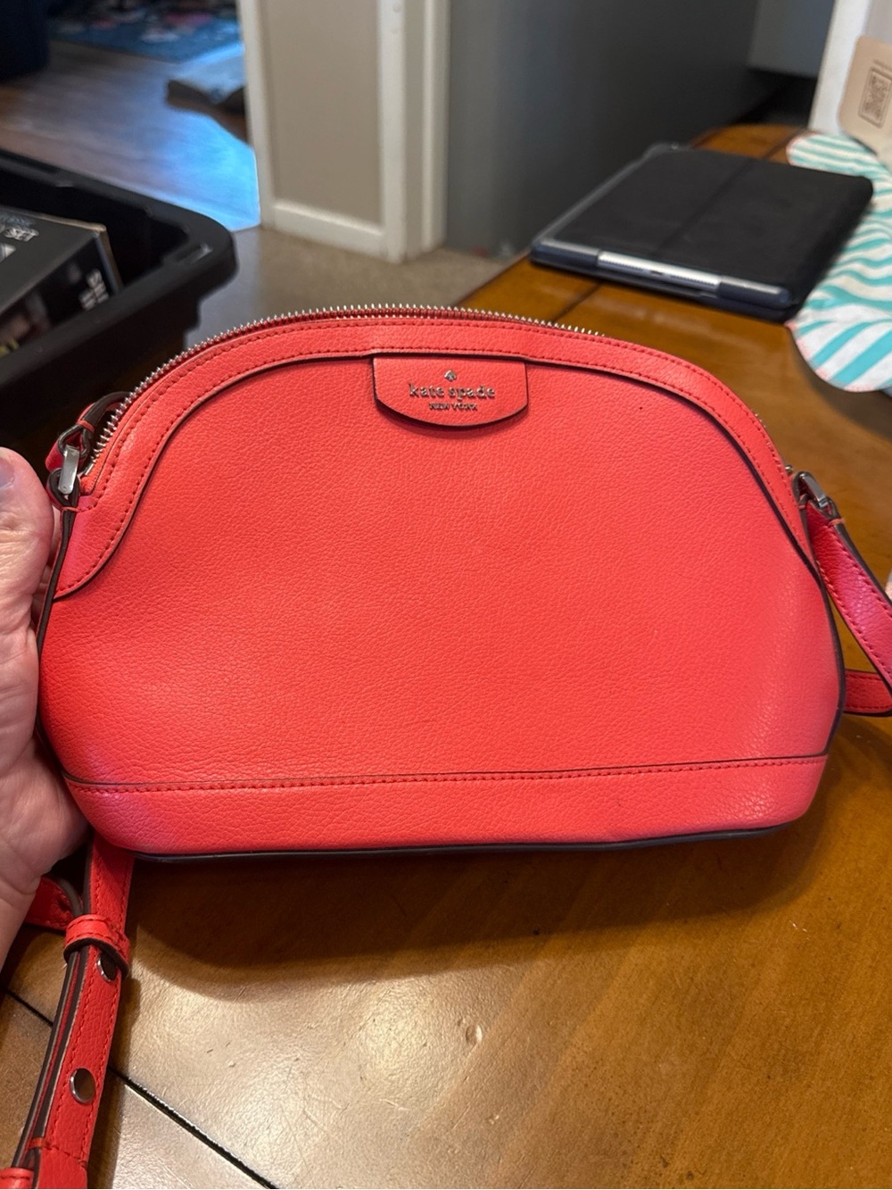 Kate Spade New York Coral Medium Leather Crossbody Shoulder Bag